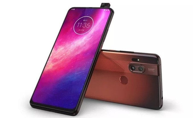 Motorola One Hyper image 2