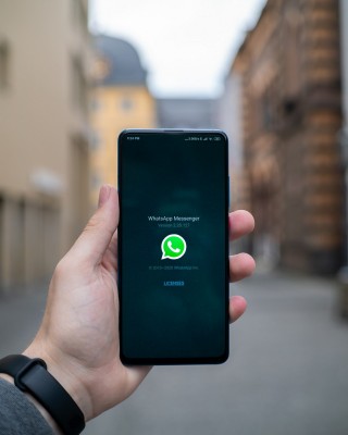 Whatsapp Text Formatting Guides - Make Text Italic/Bold/Strike or Change Font