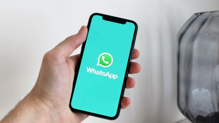 Easy Way To Transfer WhatsApp Chats from Android to iPhone For Free