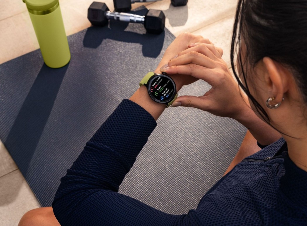 This $150 Watch Lasts 13 Days. Your Apple Watch Doesn’t Stand a Chance